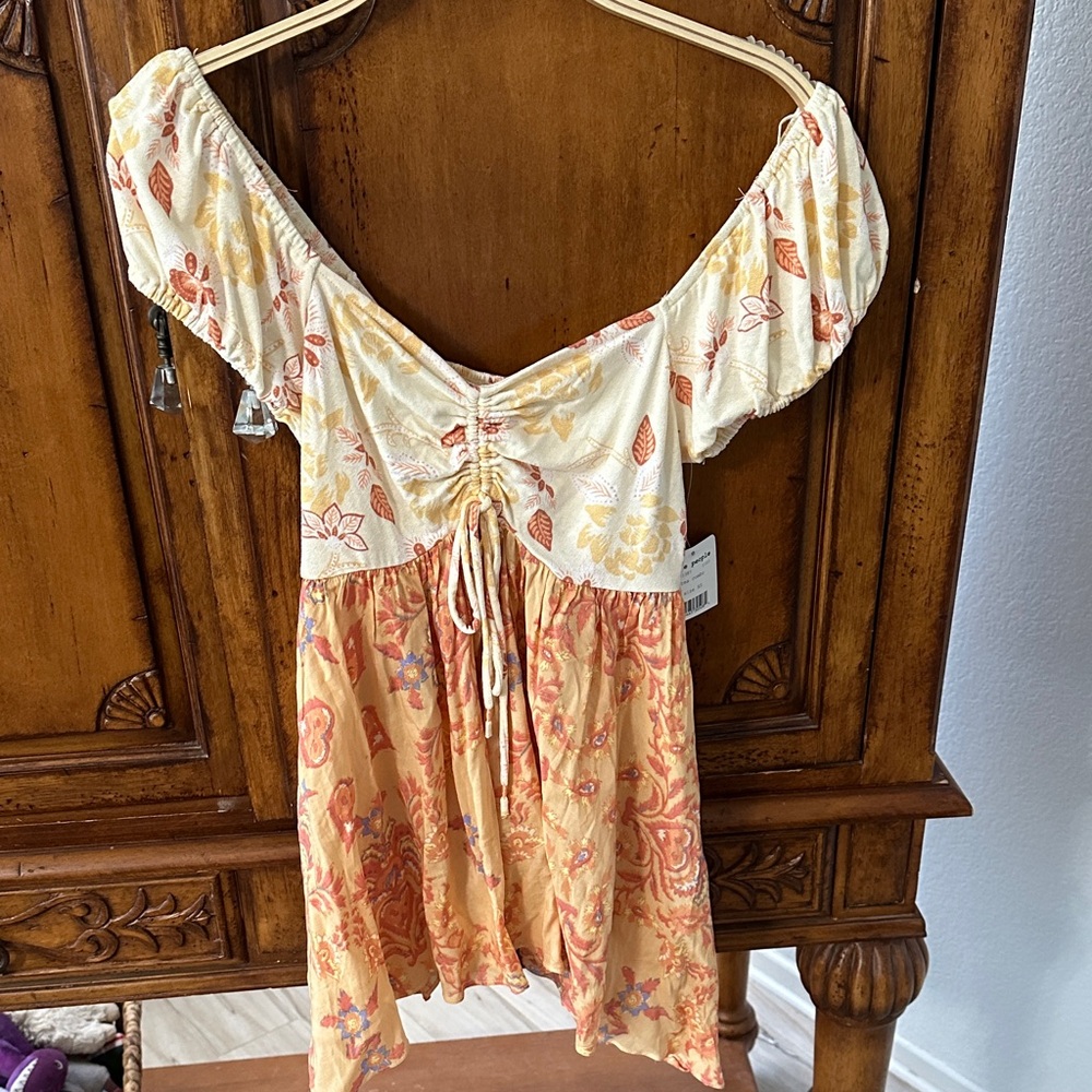 NWT  Free People Floral Short Sleeve Top - Cream and Orange